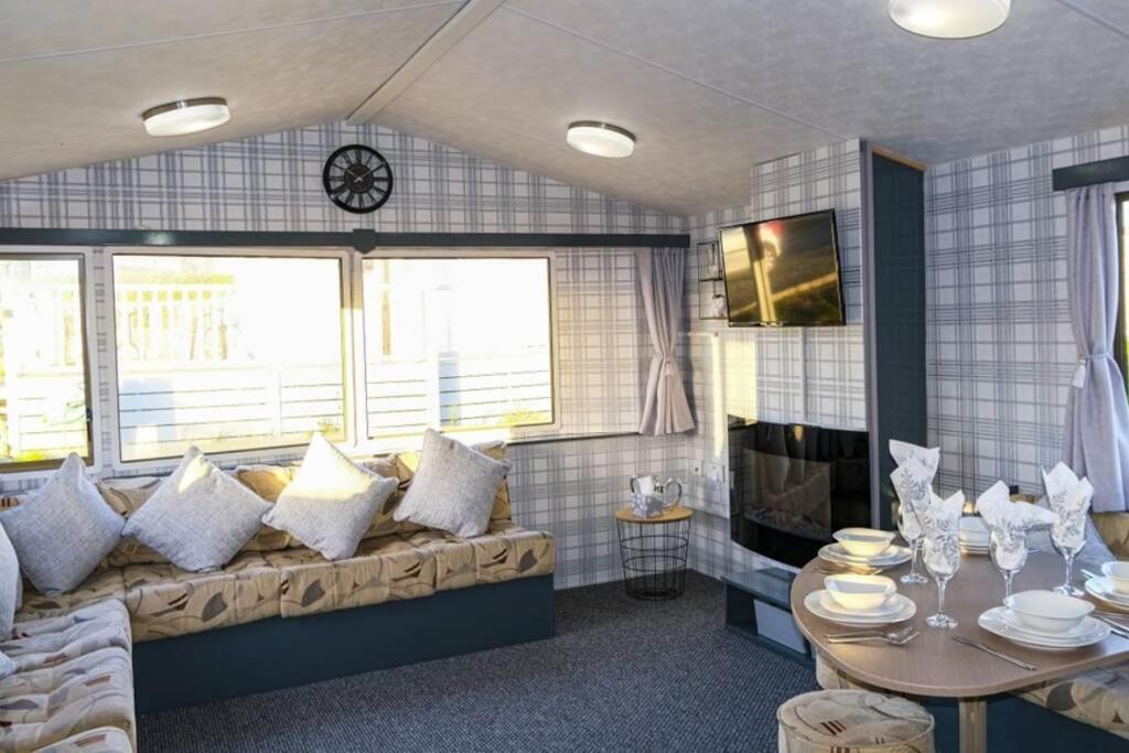 Hillingworth'S Hot Tub Retreat - St Cyrus Villa Garvock ภายนอก รูปภาพ